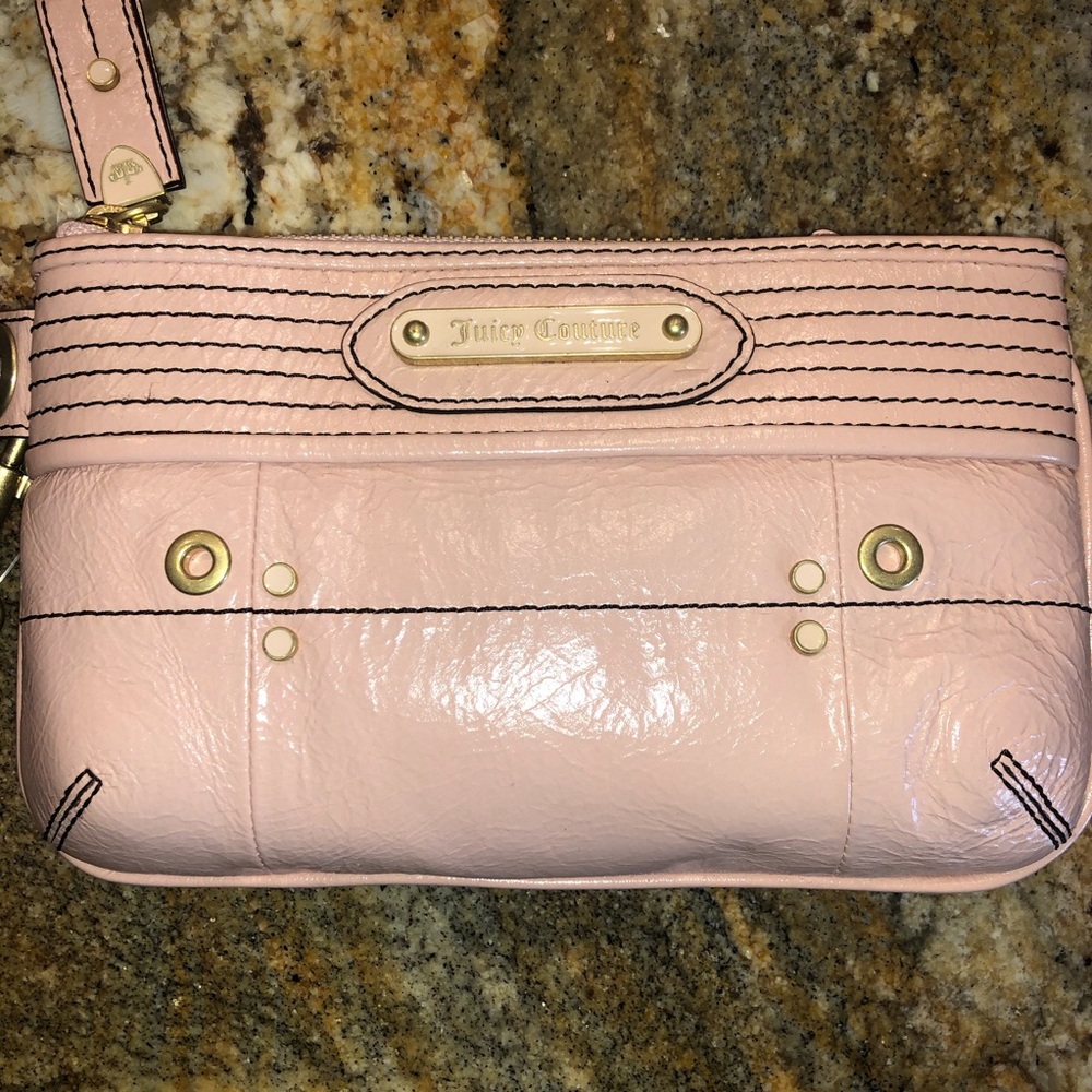 NWT Juicy Couture Wristlet